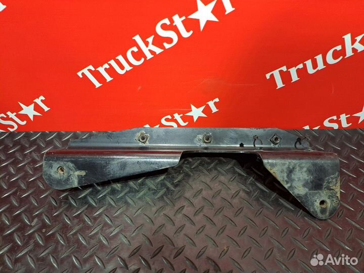 Кронштейн глушителя Renault T