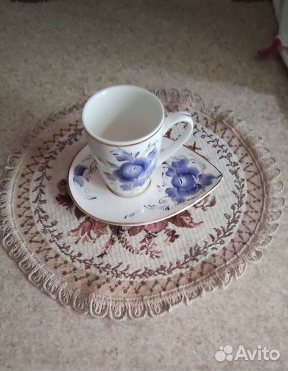 Чашка с блюдцем. Гжель