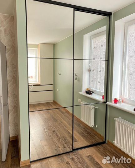 Распашной шкаф