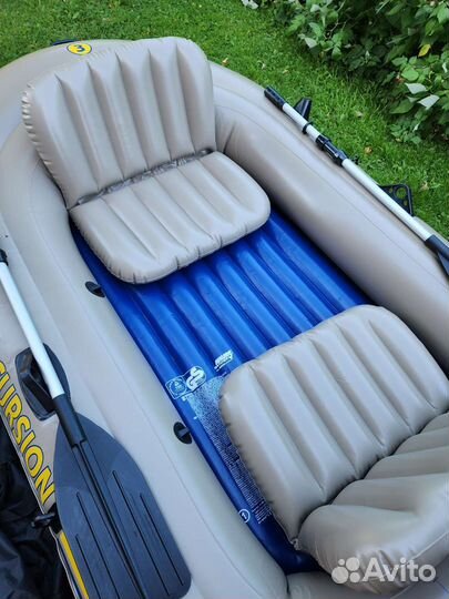 Лодка Intex Excursion 3