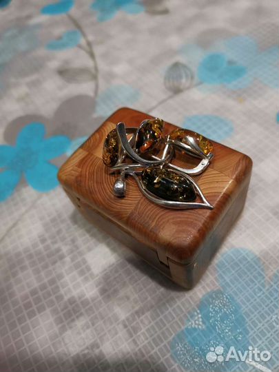 Серьги с янтарем