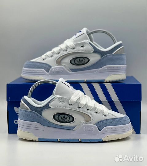Кроссовки женские Adidas 2000X