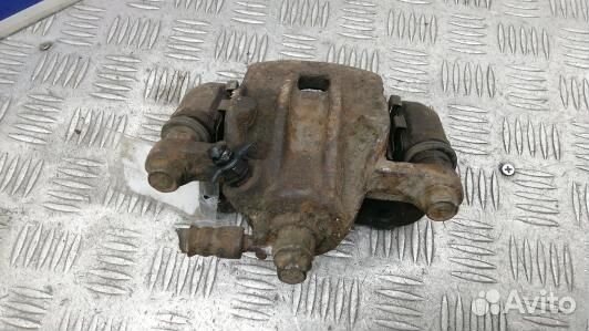 Суппорт тормозной задний левый hyundai tucson JM