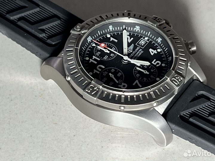 Breitling Avenger E13360 Chronograph 300м 44мм