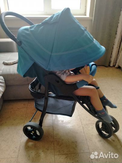 Прогулочная коляска