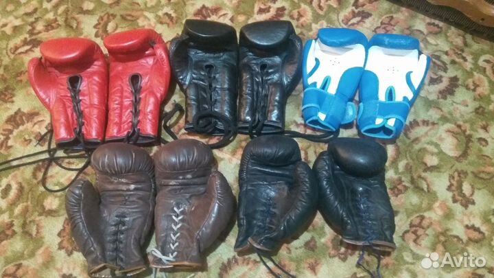 Боксерские перчатки
