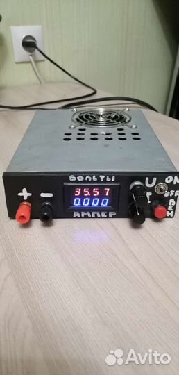 Бл. питания регул.- автомобильное зарядное устр-во