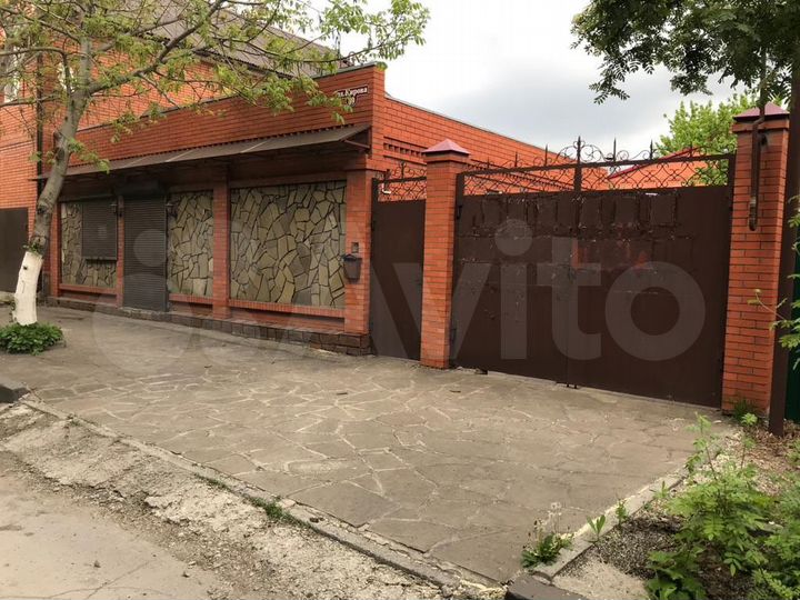 Дом 193,4 м² на участке 6 сот.