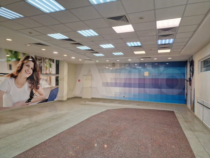 Помещение рядом с метро