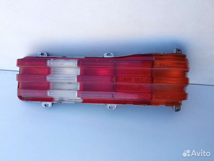 Фонарь задний правый Mercedes E W123