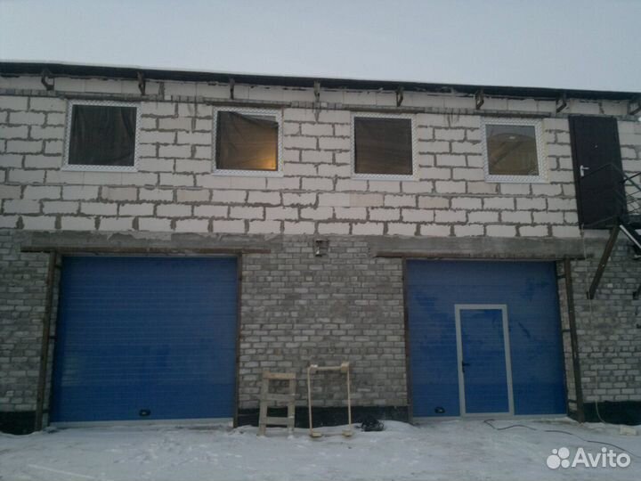 Подъемно-секционные ворота