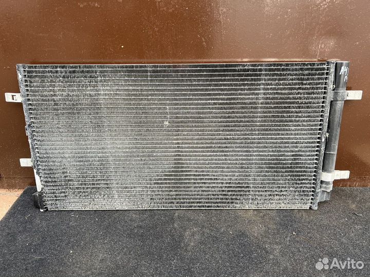 Радиатор кондиционера Audi A4 B8