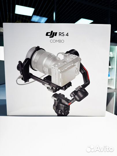 Стабилизатор DJI Ronin RS 4 Combo