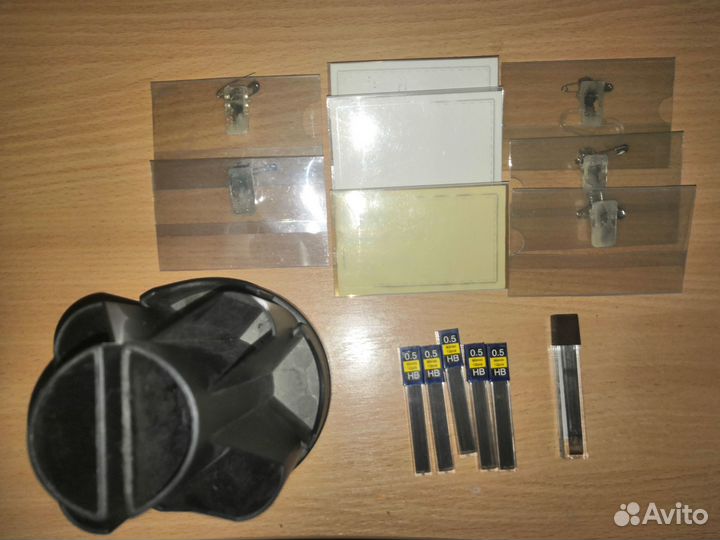 Бейджики,стержни для карандашей