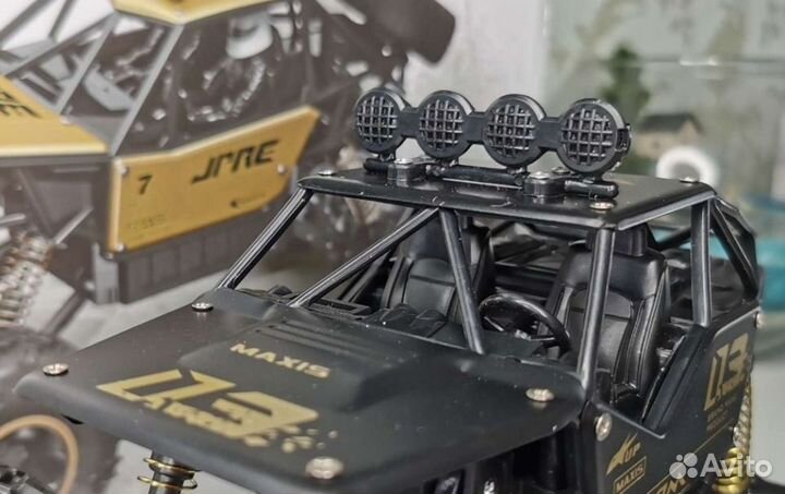 Внедорожник на пульте управления