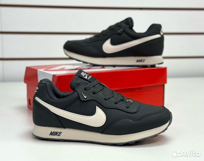 Кроссовки мужские Nike