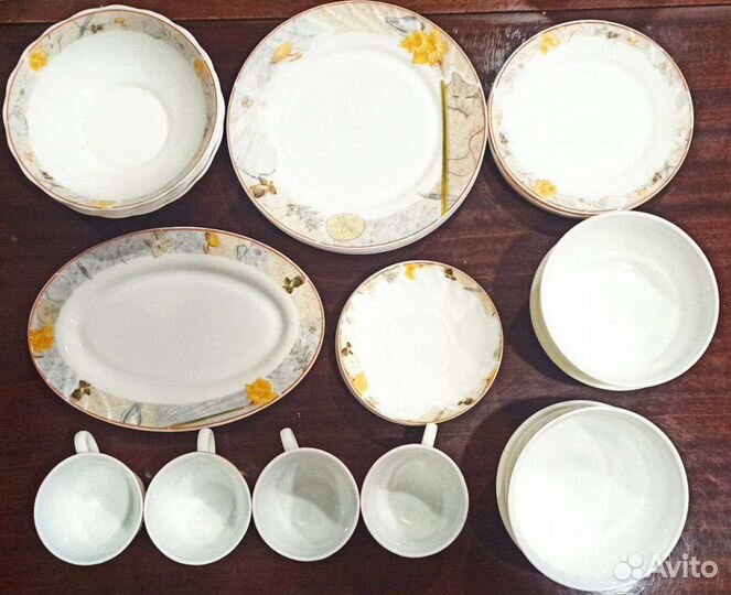 Чай, десерт, тарелки, чашки, посуда, чаепитие