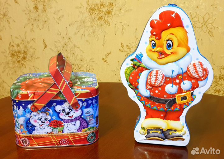 Жестяная коробка для подарка новогодняя