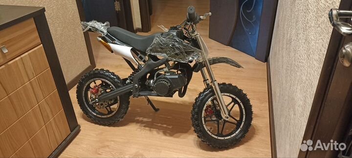 Детский бензиновый мотоцикл питбайк новый