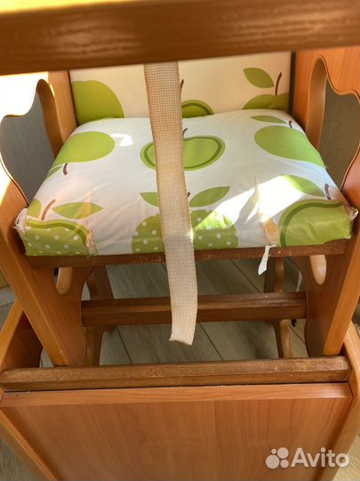 Стол для кормления