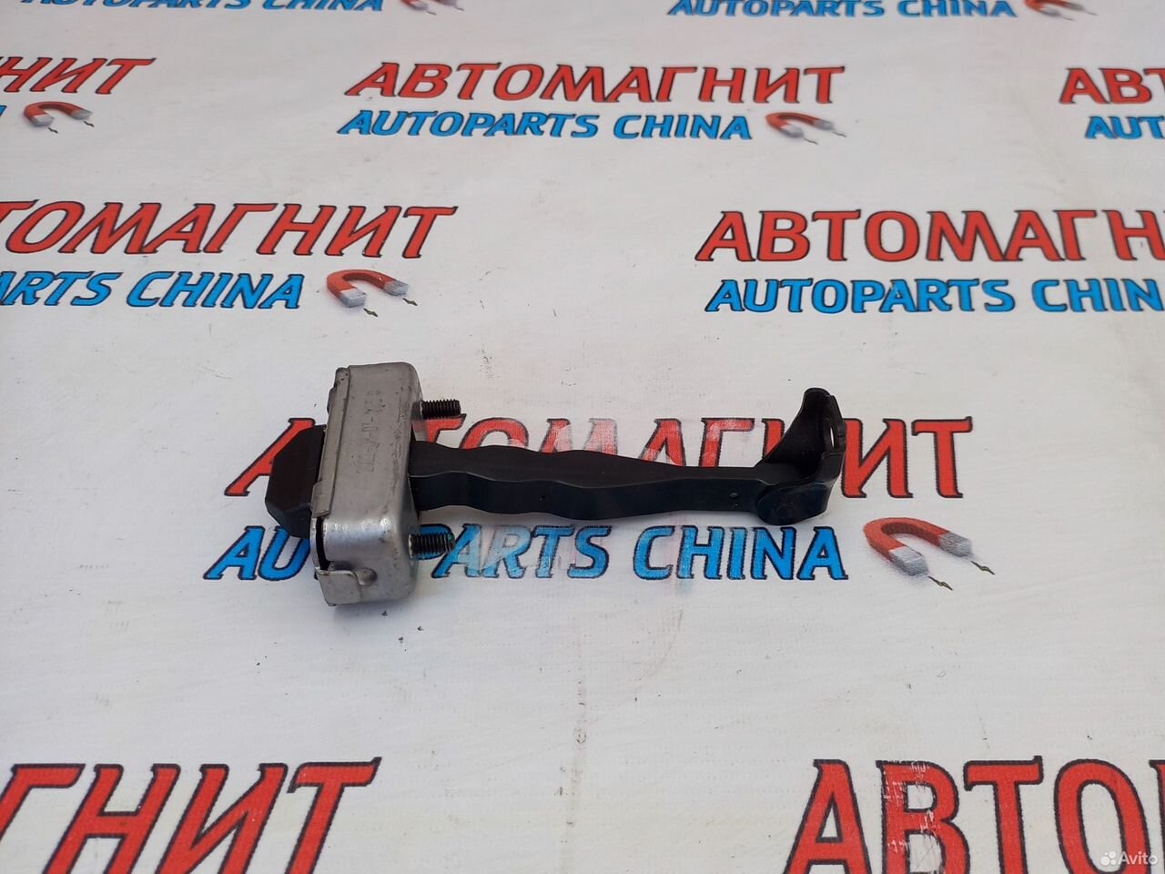 Ограничитель двери передней правой Jetour Dashing