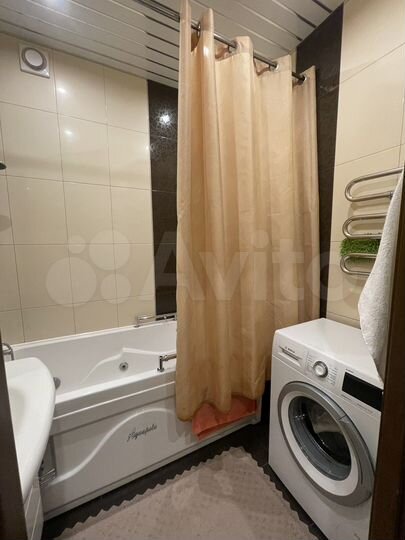 2-к. квартира, 53,2 м², 2/5 эт.