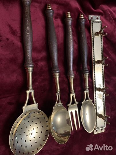 Набор поварешек из латуни с деревянными ручками