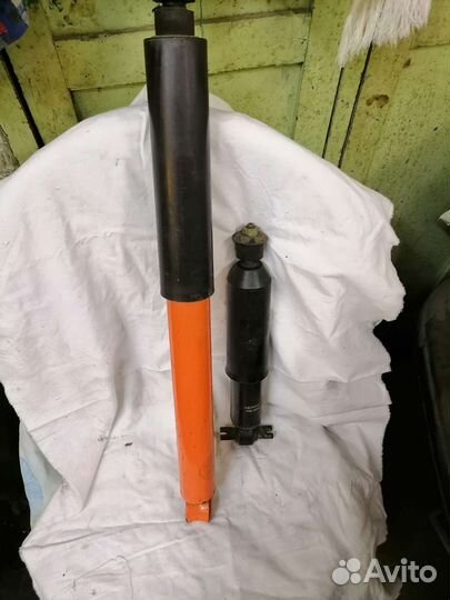 Комплект амортизаторов для газ 24и 3110