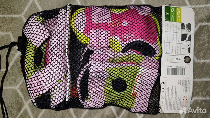 Защита для роликов детская новая