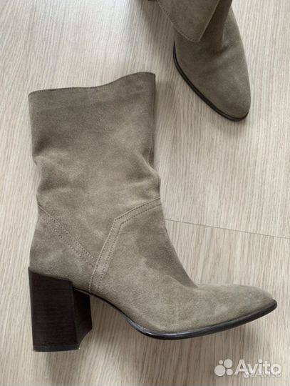 Ботильоны,казаки Zara женские 36 р, новые