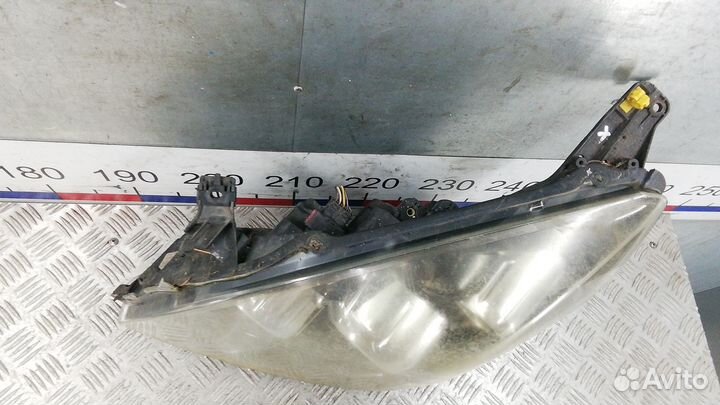 Фара Opel Vectra C (2002-2008)