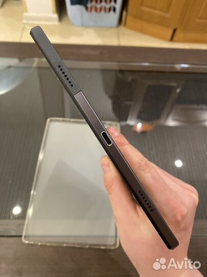 Планшет lenovo p11 TB-j606l 4/128 GB + LTE