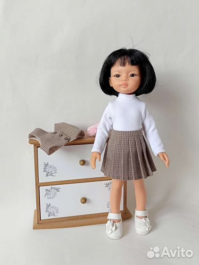 Комплект одежды для кукол Паола Рейна