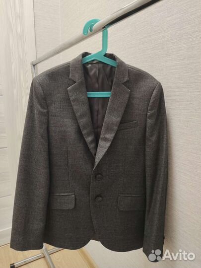 Пиджак школьный Sky lake состояние нового р 140