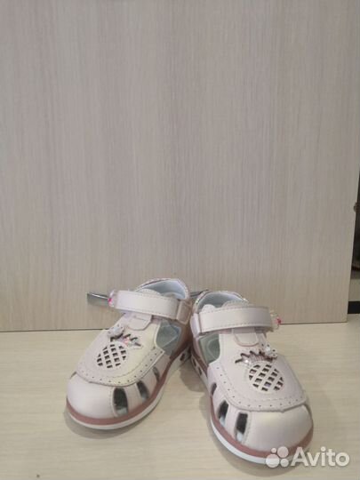 Босоножки для девочки