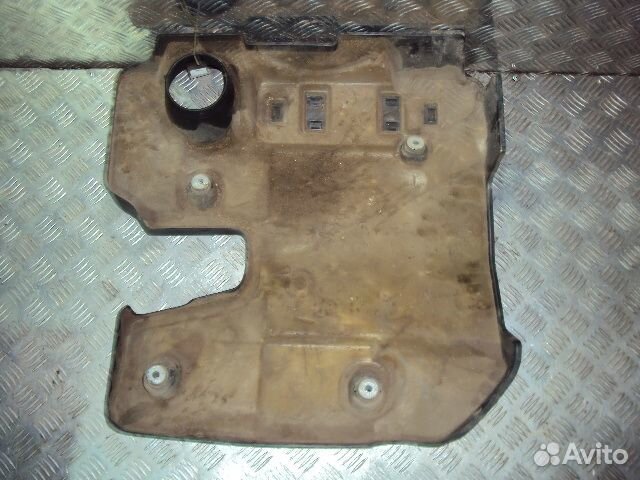 Крышка двигателя декоративная Chevrolet Captiva С100 (06) 3.2л АКПП Б\У (арт. 96631332)