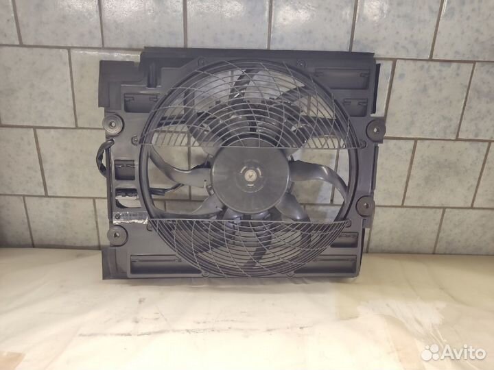 Вентилятор кондиционера BMW 5 E39