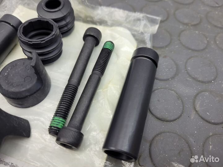 Втулка задняя Mercedes-Benz W447