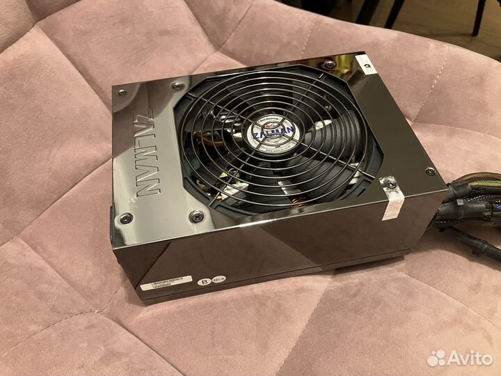 Zalman ZM 1000-HP блок питания