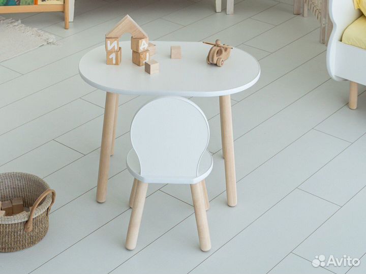 Детский столик и стульчик новый в наличии