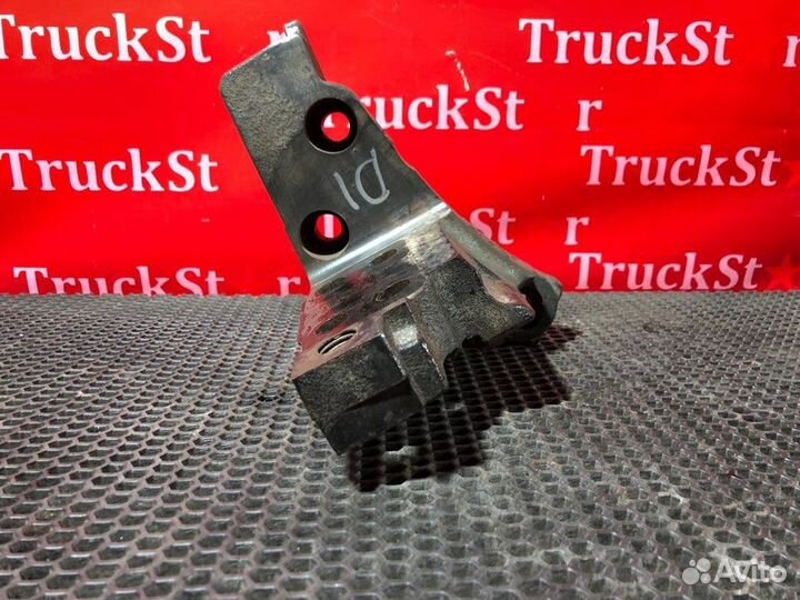 Кронштейн двигателя задний правый Daf XF106