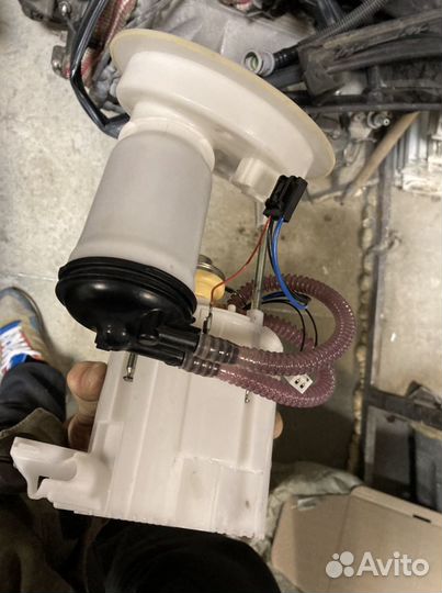 Бензонасос BMW 3 N20b20 2.0 бензин 7243975