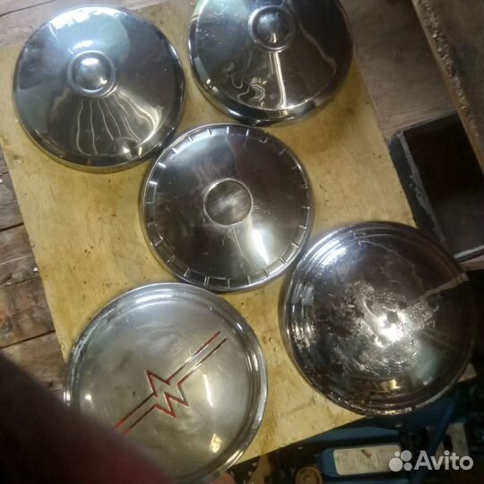 Колпаки на колеса