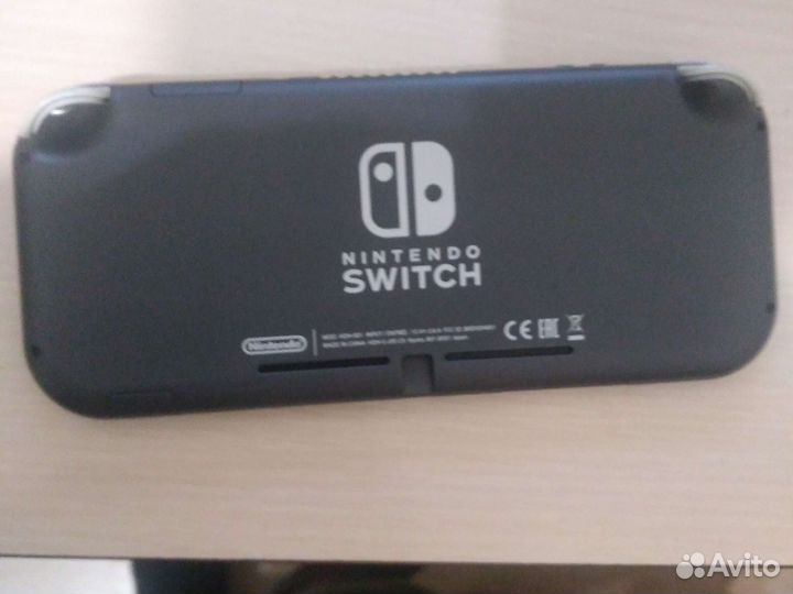 Nintendo switch lite торг есть