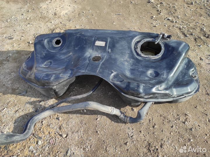Топливный бак бмв е38