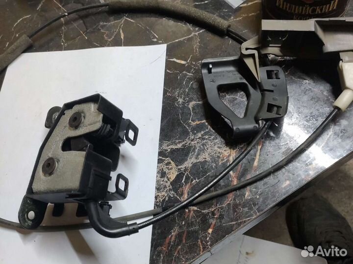 Замок заднего сиденья volvo s80