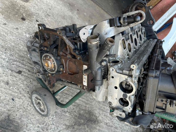 CAA Двигатель к Volkswagen Transporter (T5) V рест