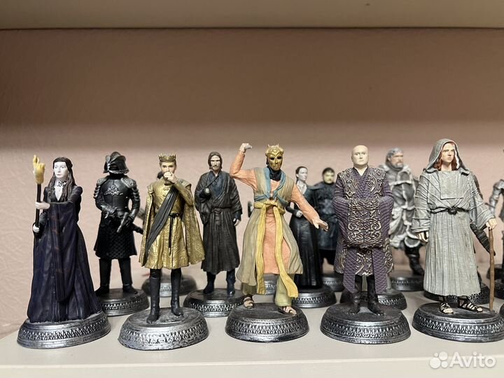 Фигурки из игры престолов