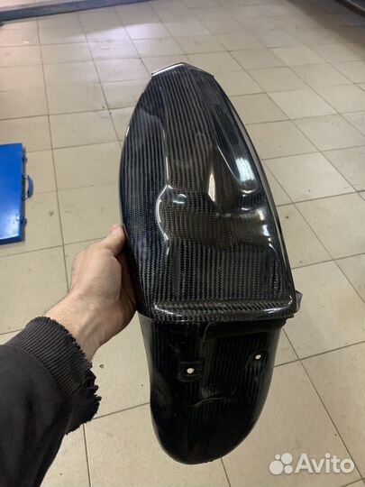 Карбоновый хаггер на VFR1200 F/FD