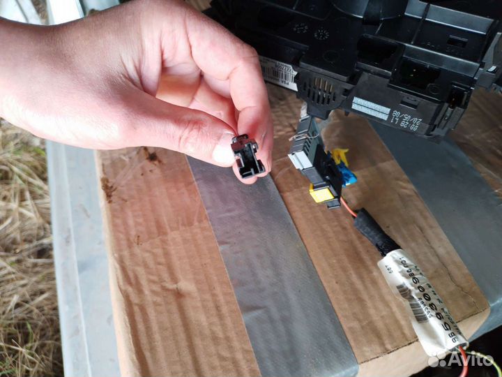 Подрулевой переключатель ситроен с 3 08 год